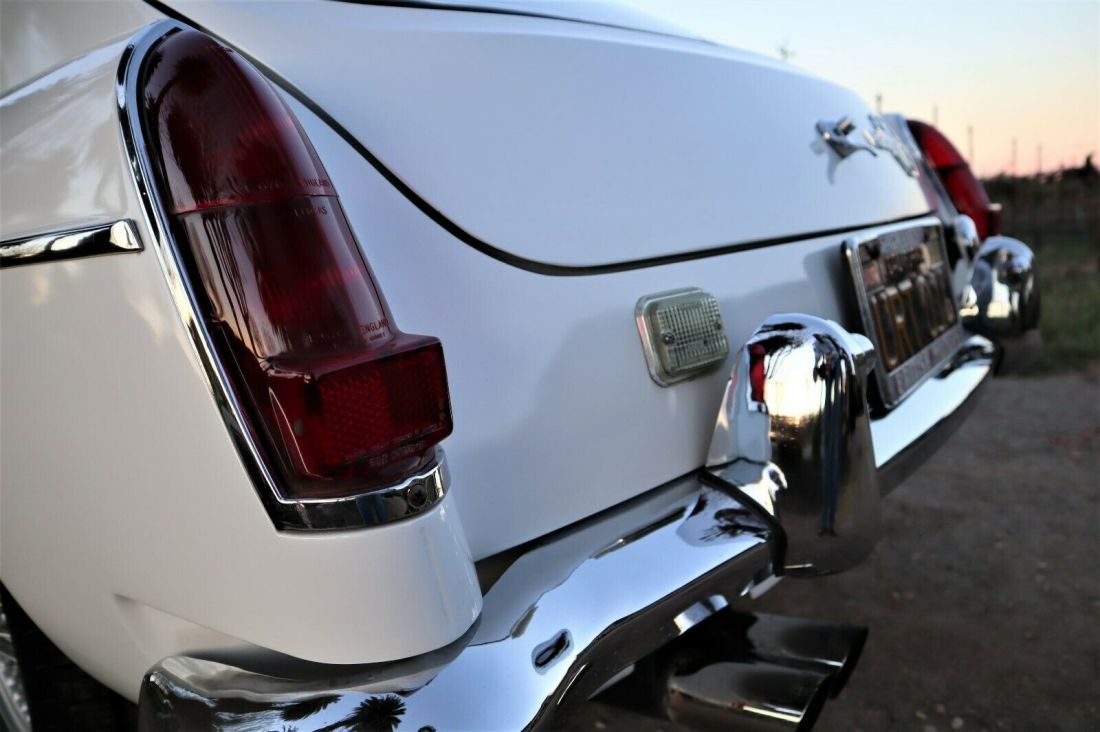 1967 MG MGB RESTORED LIFETIME CALIFORNA MGB-GT - photo 12