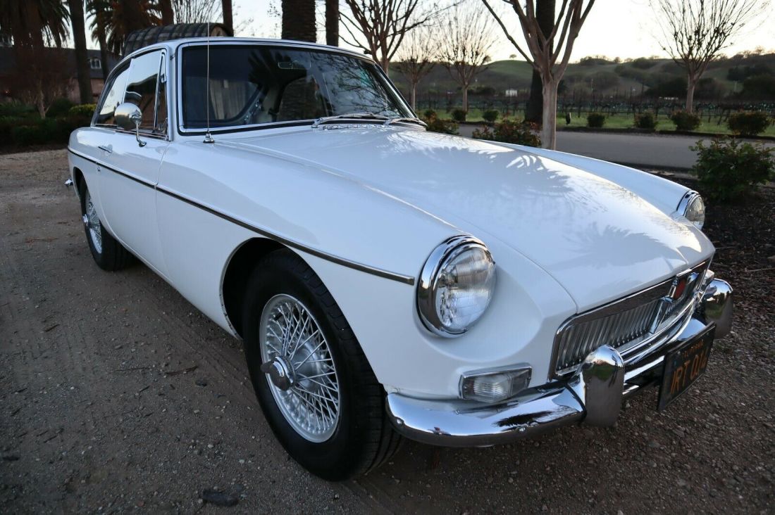 1967 MG MGB RESTORED LIFETIME CALIFORNA MGB-GT - photo 7