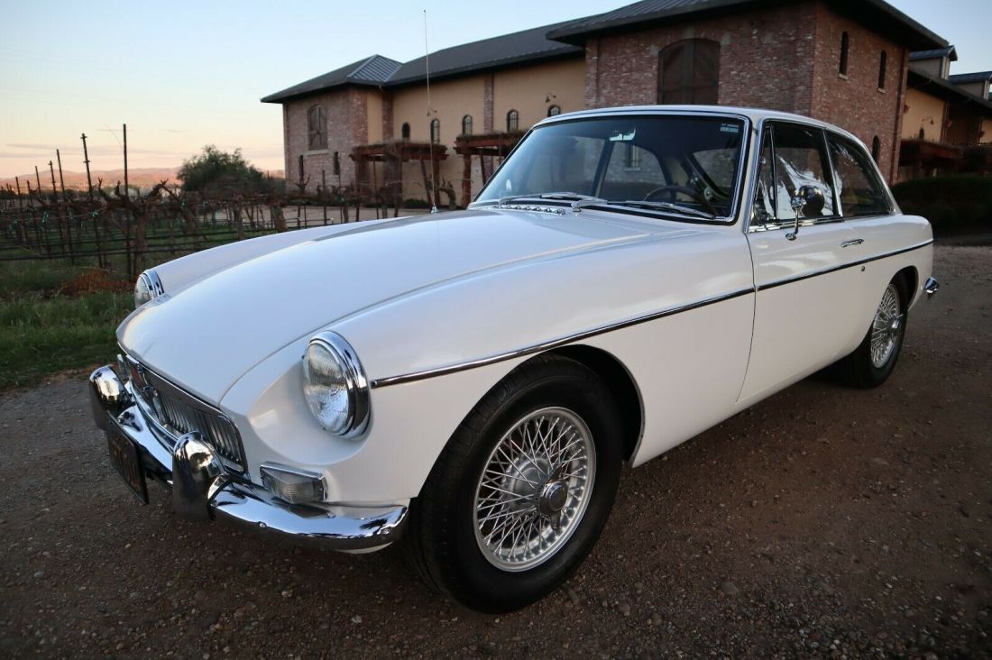 1967 MG MGB RESTORED LIFETIME CALIFORNA MGB-GT - photo 8