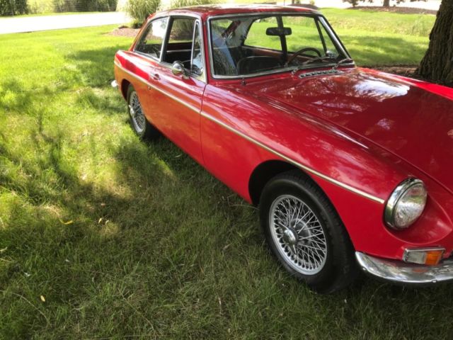1967 MG MGB - photo 2