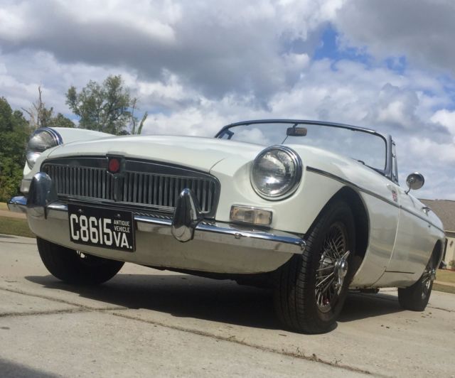 1967 MG MGB - photo 2