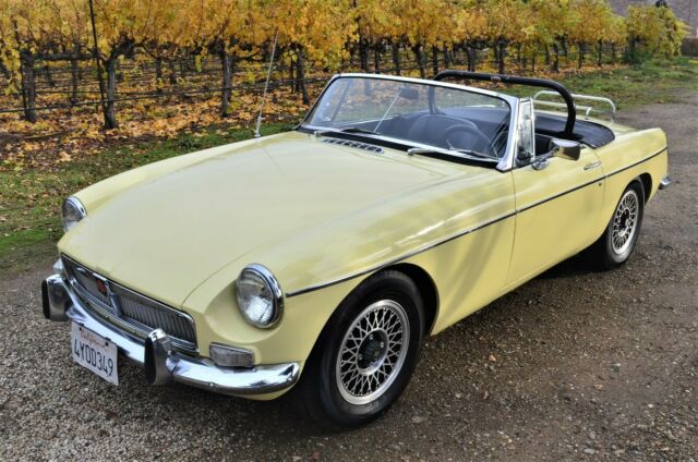 1967 MG MGB BEAUTIFUL EXAMPLE - NO RESERVE! - photo 2