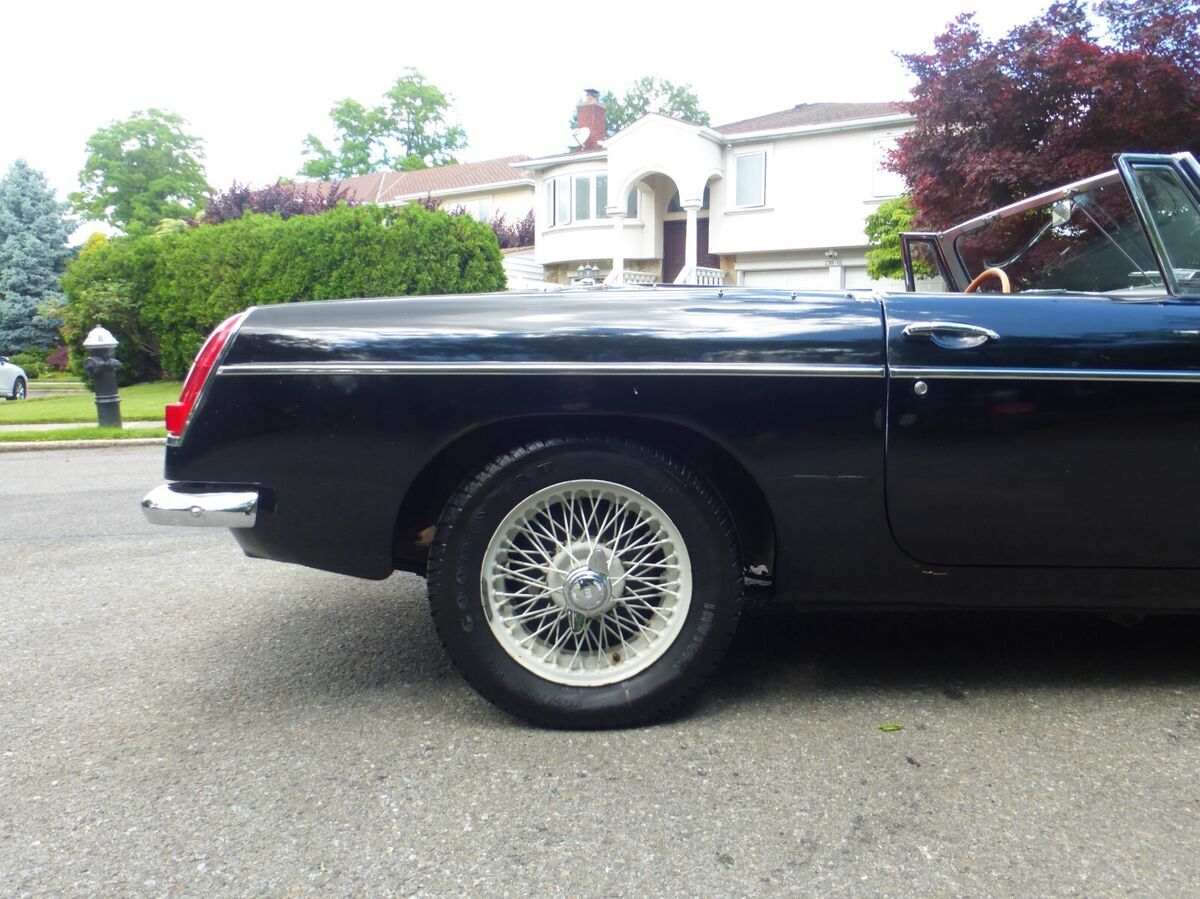 1967 MG MGB Older Restoration - photo 10