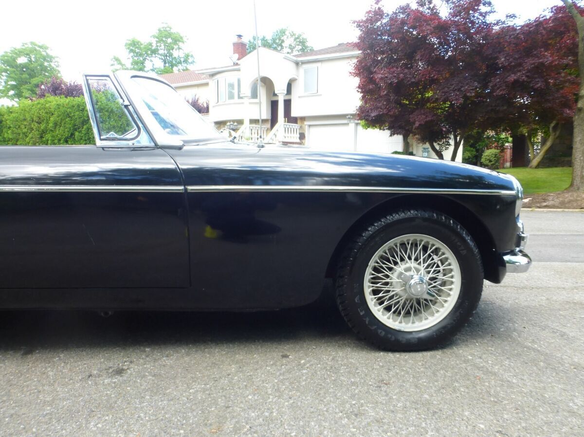 1967 MG MGB Older Restoration - photo 11