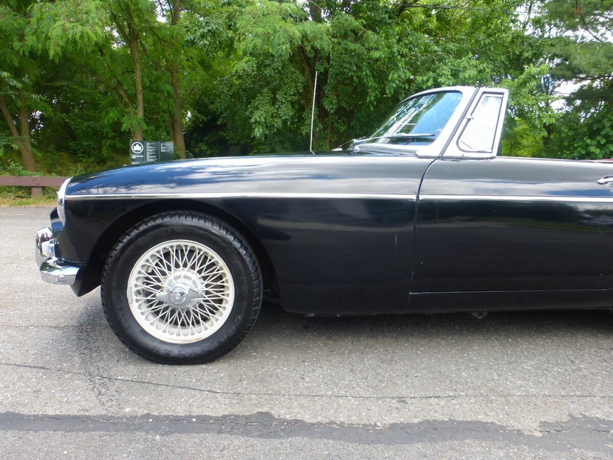1967 MG MGB Older Restoration - photo 7