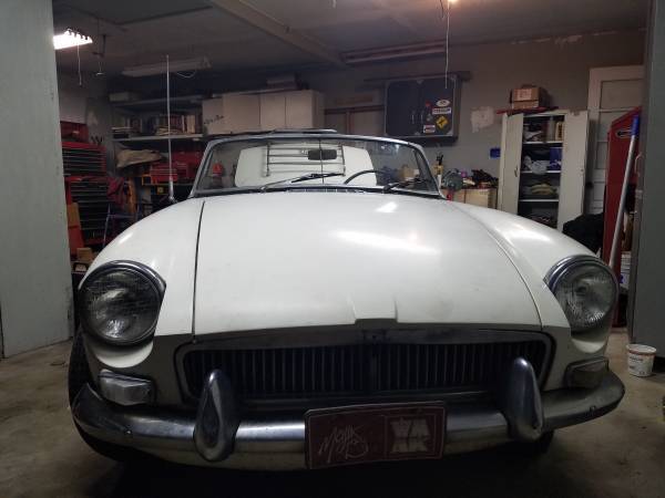 1967 MGB with Factory Overdrive & Banjo Rear End 1967 MG MGB