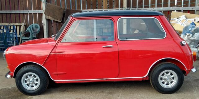 1967 MORRIS MINI MINOR MARK 1 COOPER TWIN CARBS LHD FREE DELIVERY 1967 Mini Classic Mini