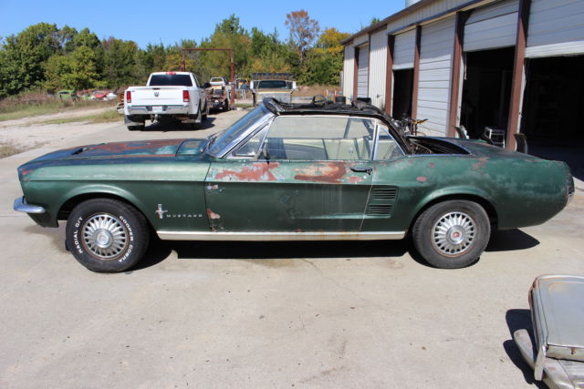 1967 Ford Mustang - photo 2