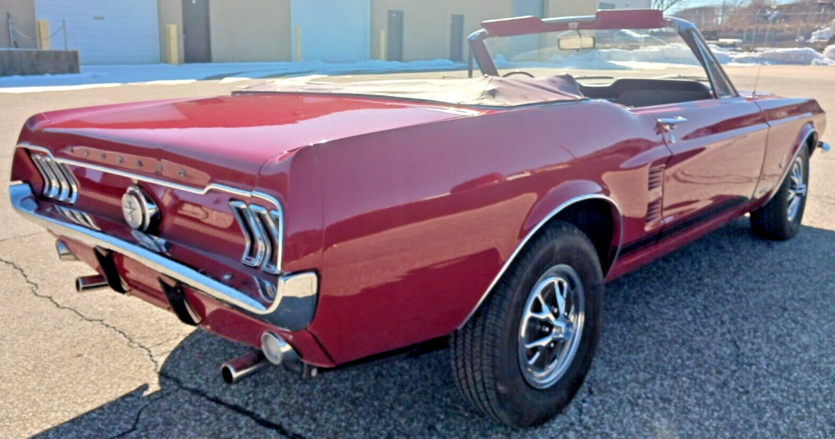 1967 Ford Mustang - photo 4