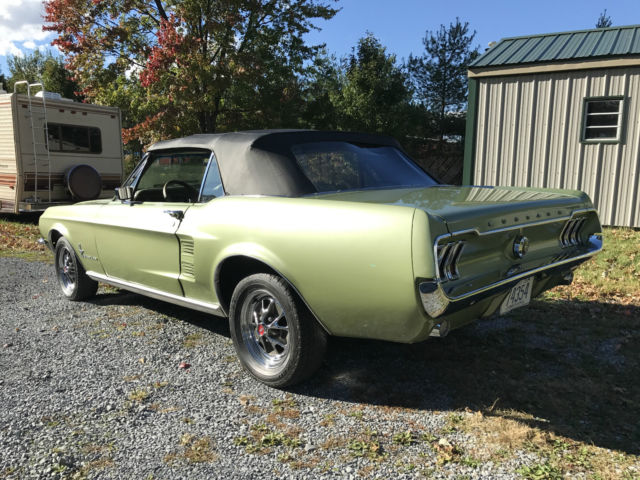 1967 Ford Mustang convertible - photo 3