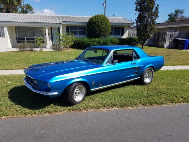 1967 Ford Mustang - photo 2