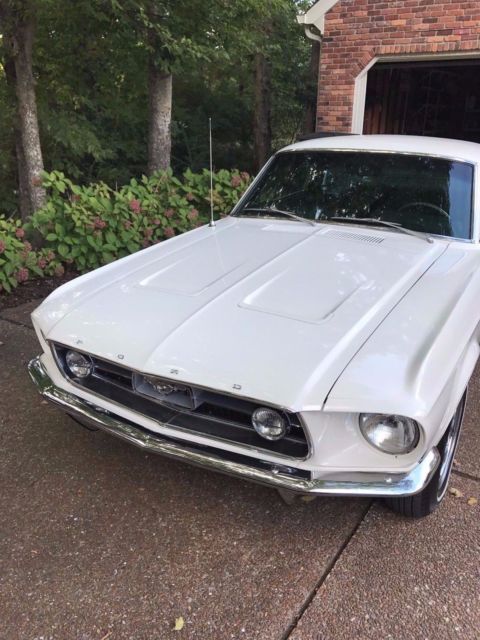 1967 Ford Mustang Fastback GT - photo 2