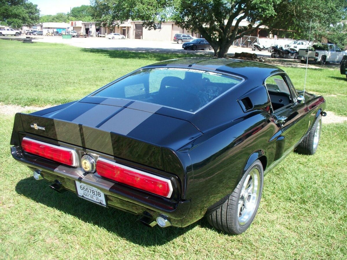 1967 Ford Mustang - photo 2