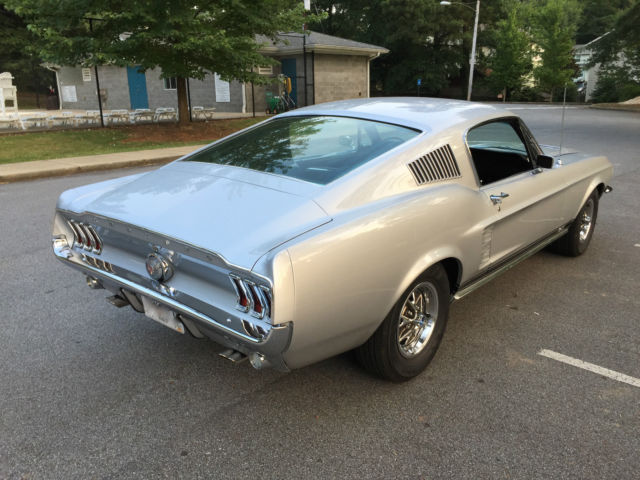 1967 Ford Mustang GT - photo 2