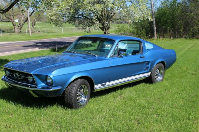 1967 Ford Mustang - photo 2