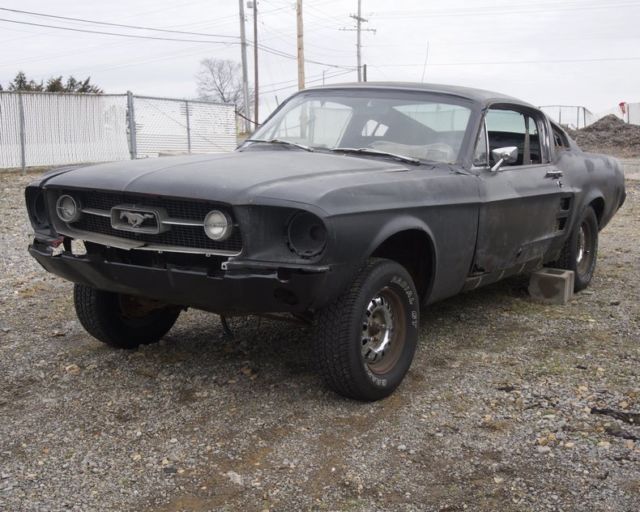 1967 Mustang GT Fastback Project 390GT S-Code 4-Speed Raven Black NO RESERVE 1967 Ford Mustang Fastback