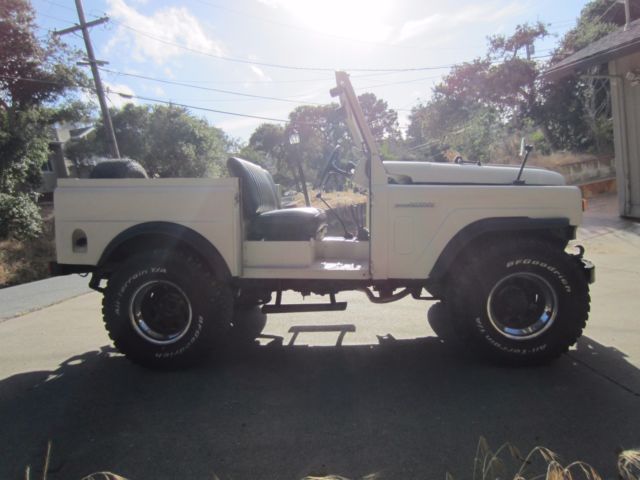 1967 Nissan Patrol, runs well, little to no rust, 6 cylinder 3 speed 4WD, 2WD 1967 Nissan Patrol 2 door, removable doors