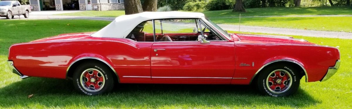 1967 Old's Cutlass Convertible. 1967 Oldsmobile Cutlass Convertible