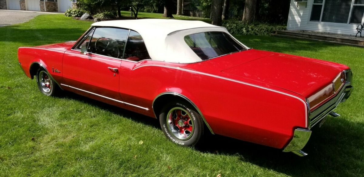 1967 Oldsmobile Cutlass Convertible - photo 6