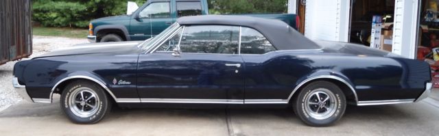 1967 Oldsmobile Cutlass Convertible - photo 2