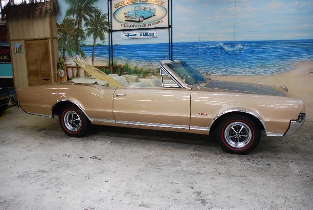 1967 Oldsmobile 442 Convertible - 4 Speed - 99% Original 1967 oldsmobile 442