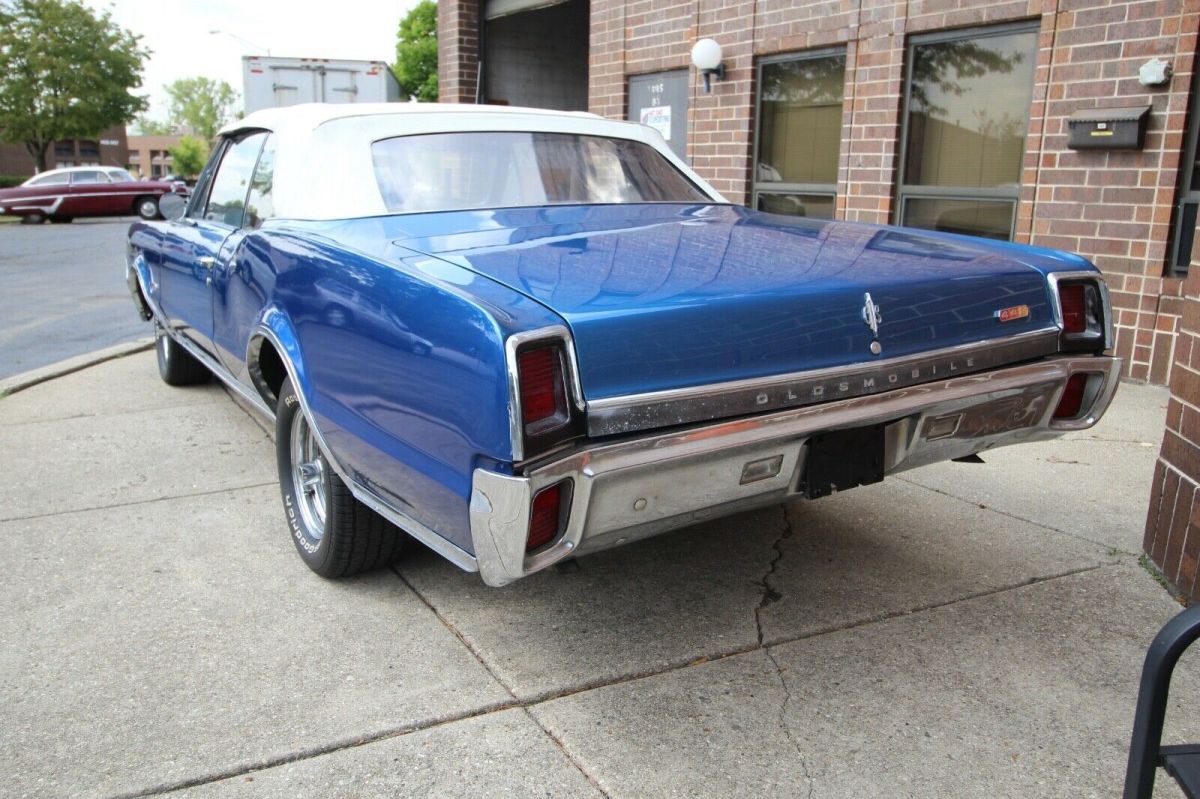 1967 Oldsmobile 442 Convertible - photo 4