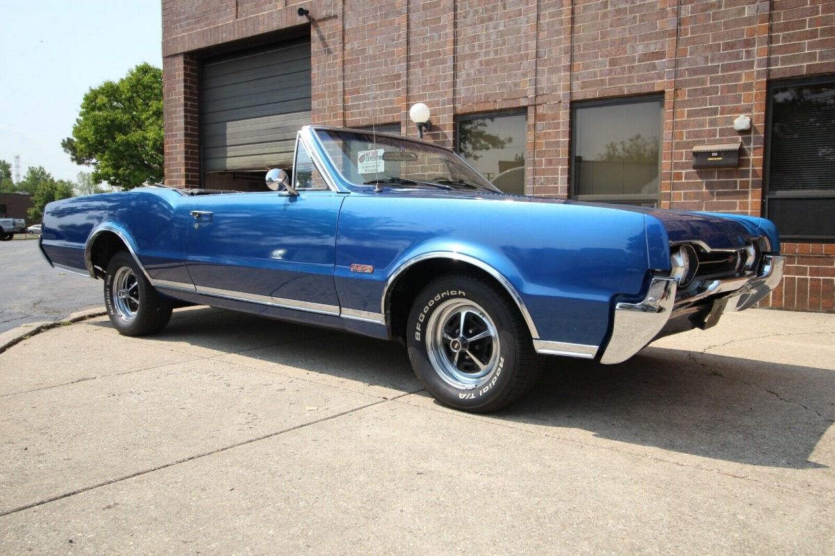 1967 Oldsmobile 442 Convertible - photo 7