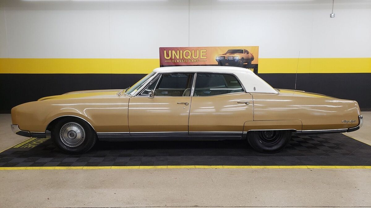 1967 Oldsmobile 98 4 Door Luxury Sedan - photo 7