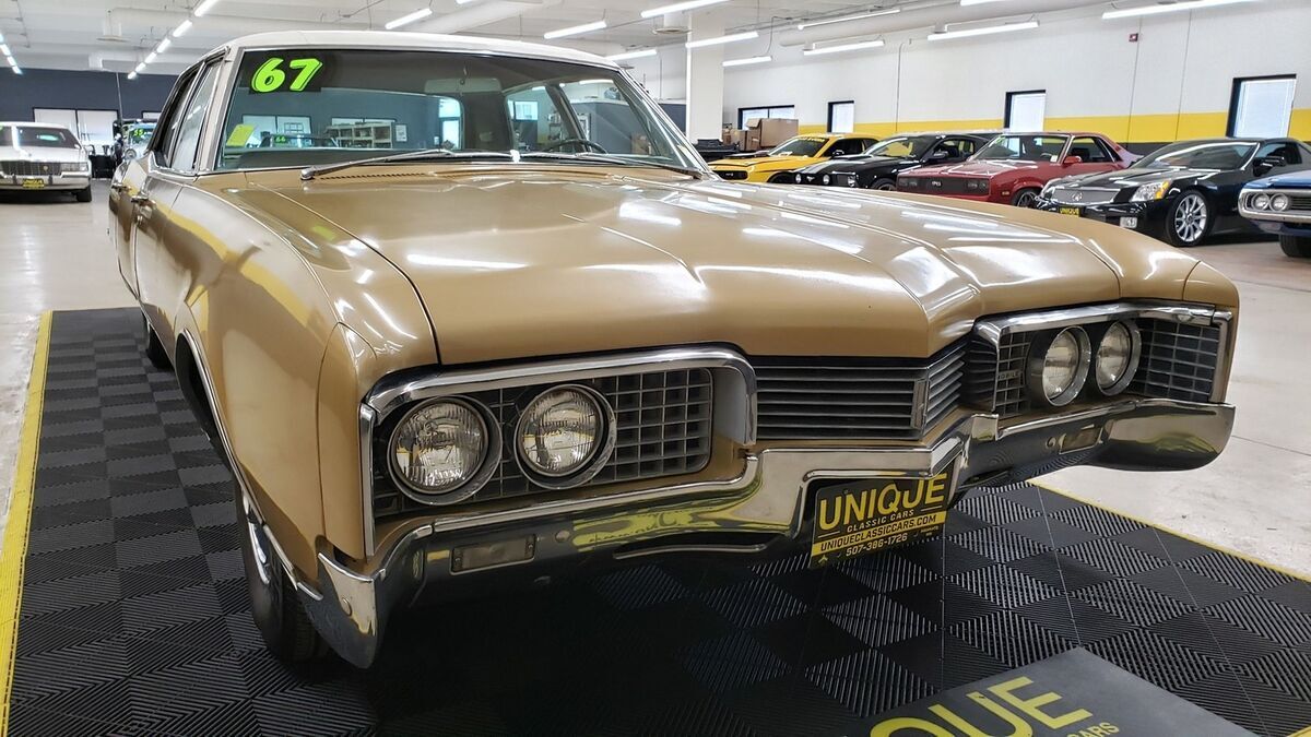1967 Oldsmobile 98 4 Door Luxury Sedan - photo 9