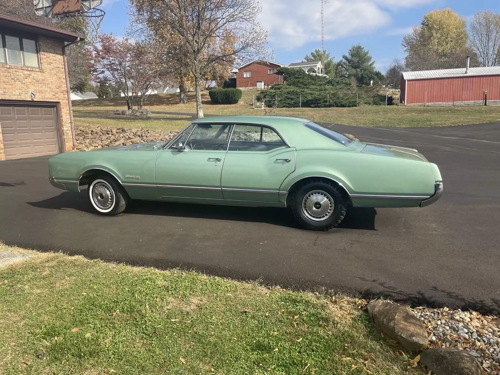 1967 Oldsmobile 88 green - photo 3