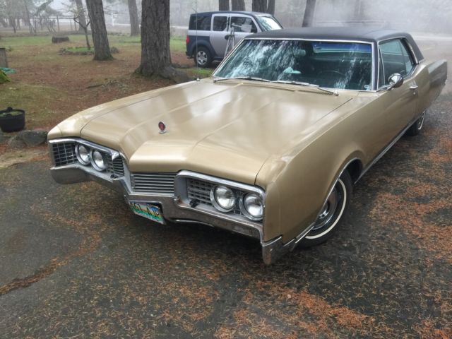 1967 Oldsmobile 98 Holiday Coupe 1967 Oldsmobile Series 98 Holiday Coupe
