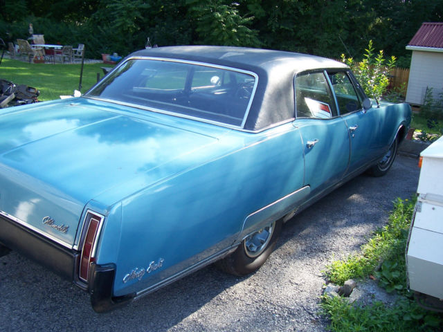 1967 Oldsmobile Ninety-Eight Town sedan - photo 5