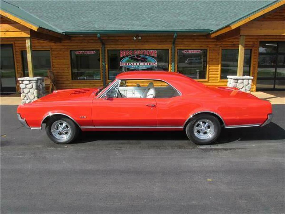 1967 Oldsmobile Cutlass - photo 11