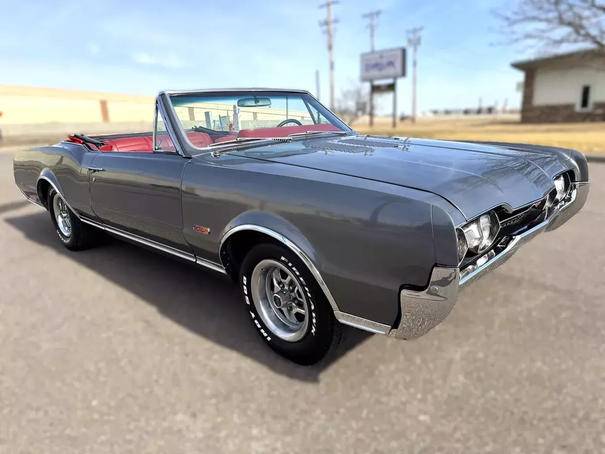 1967 Oldsmobile Cutlass 442 Convertible ** 400 V8 1967 Oldsmobile Cutlass 442 Convertible