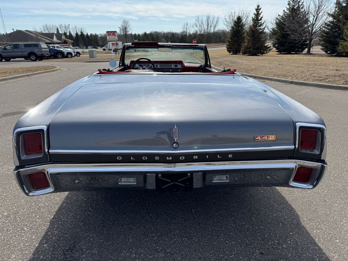 1967 Oldsmobile Cutlass 442 Convertible - photo 5
