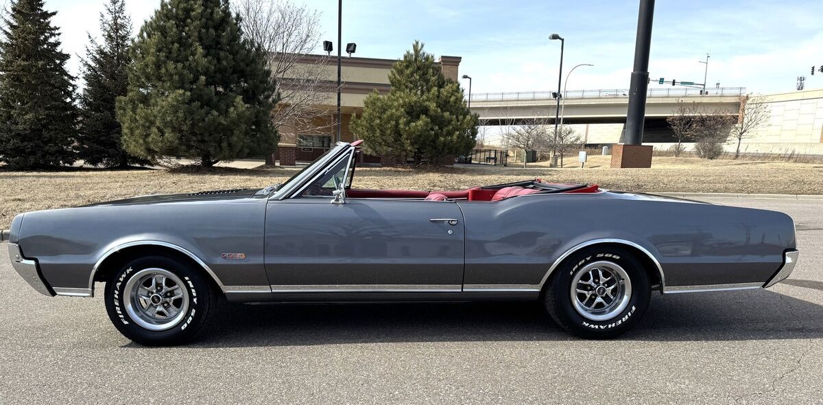 1967 Oldsmobile Cutlass 442 Convertible - photo 7