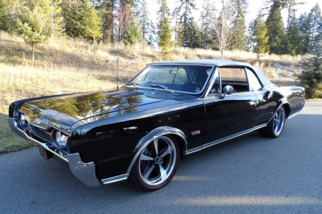 1967 OLDSMOBILE CUTLASS 442 CONVERTIBLE FACTORY A/C OWNERS BOOKS PROTECTO PLATE 1967 Oldsmobile 442 442 Convertible Factory A/C Tilt Wheel Protecto Plate