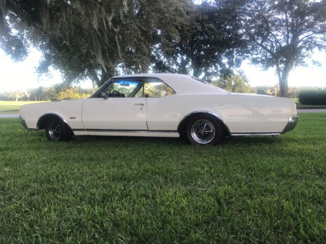 1967 Oldsmobile Cutlass - photo 13