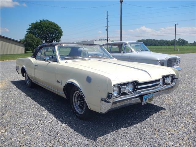 1967 Oldsmobile Cutlass -- - photo 2