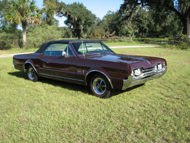 1967 Oldsmobile cutlass Convertable 1967 Oldsmobile Cutlass Chrome