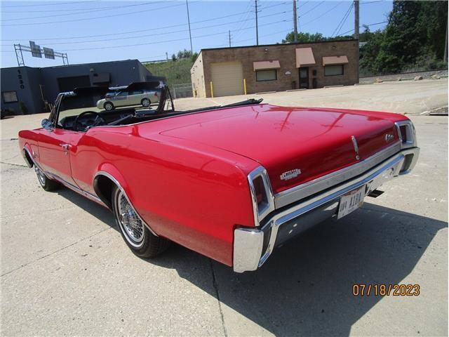 1967 Oldsmobile Cutlass convertible clean clean clean 1967 Oldsmobile Cutlass 2-door convertible