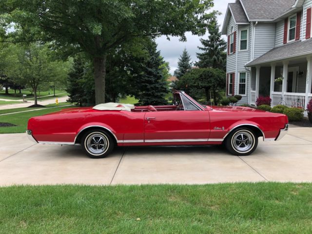 1967 Oldsmobile Cutlass Convertible - photo 3