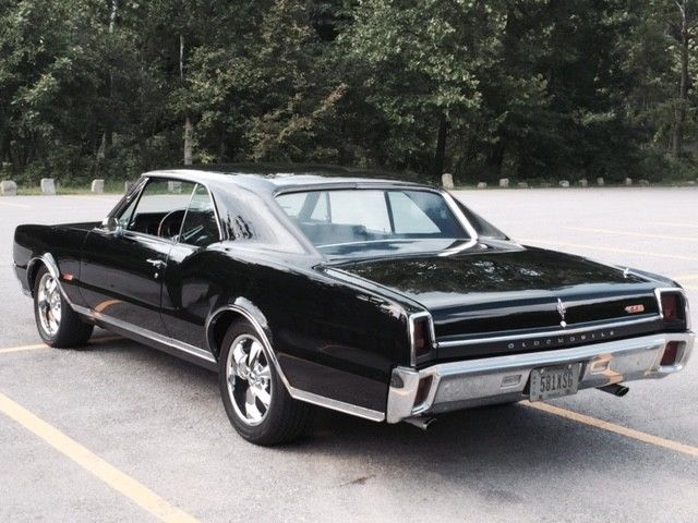 1967 Oldsmobile Cutlass 442 - photo 2