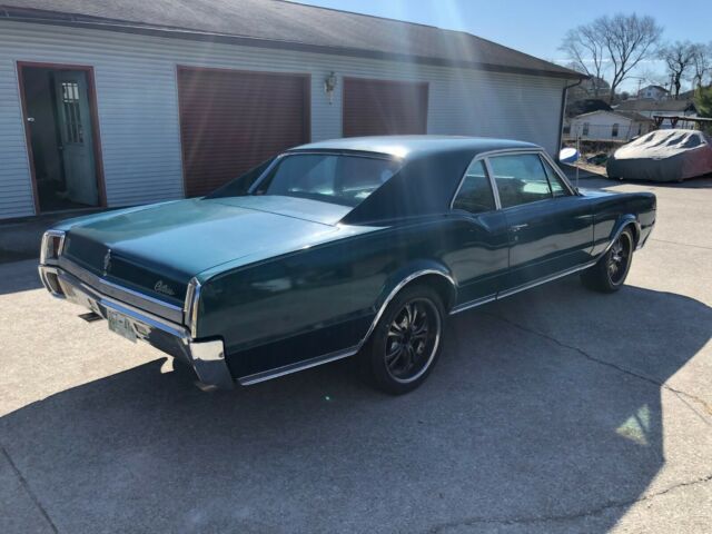 1967 Oldsmobile Cutlass Sport coupe - photo 3