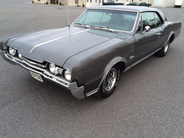 1967 Oldsmobile Cutlass - photo 2