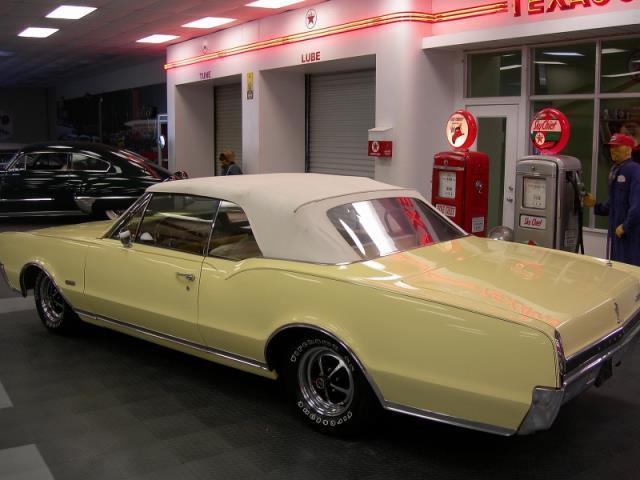 1967 Oldsmobile Cutlass 442 - photo 5