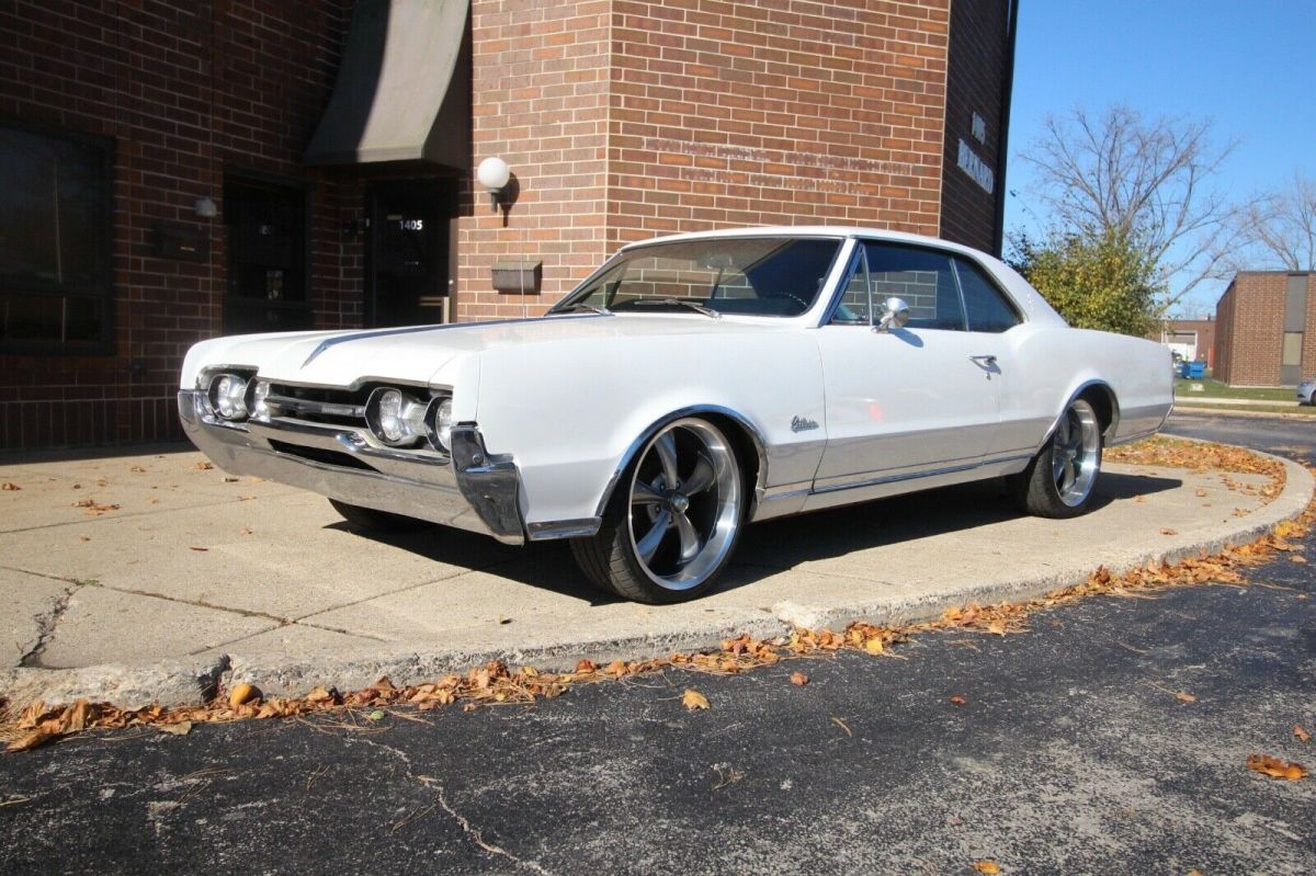 1967 Oldsmobile Cutlass Supreme - California Car - Air Conditioning 1967 Oldsmobile Cutlass - Supreme - Cali Car