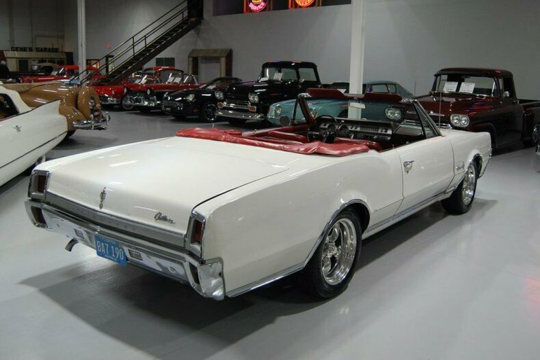 1967 Oldsmobile Cutlass Supreme Convertible - photo 5