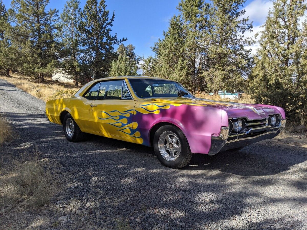 1967 Oldsmobile Cutlass Supreme