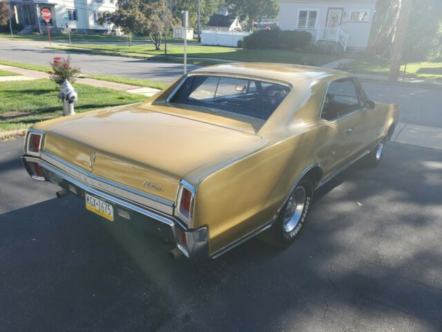 1967 Oldsmobile Cutlass Hurst Olds Gold Edition - photo 10